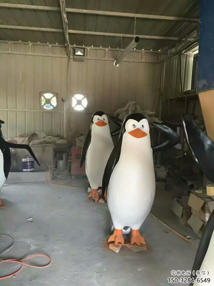 廣場玻璃鋼企鵝雕塑 公園仿真雕塑 抽象擺件