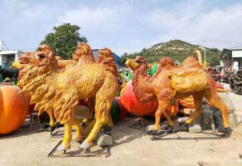 田間玻璃鋼駱駝雕塑廠家 彩繪仿真雕塑 園林擺件