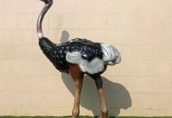 仿真彩繪鴕鳥雕塑廠家，公園廣場動物，大型園林小品