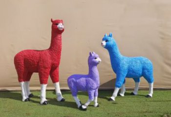 彩繪玻璃鋼綿羊雕塑廠家，動(dòng)物景觀，園林小品