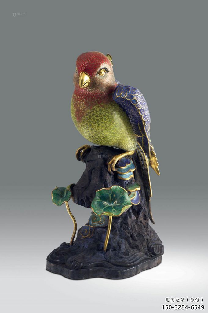 靜態鸚鵡雕塑廠家，美陳動物小品，仿真鸚鵡雕塑制作