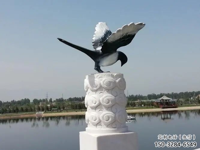 商業(yè)街玻璃鋼喜鵲雕塑 售樓處雕塑 動物擺件