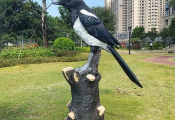 抽象玻璃鋼喜鵲雕塑 店門口彩繪雕塑 步行街?jǐn)[件