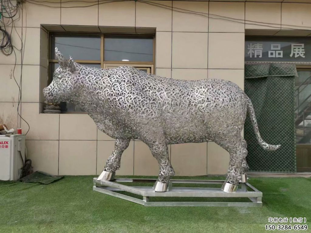 廣場(chǎng)小牛雕塑，動(dòng)物擺件，仿古工藝