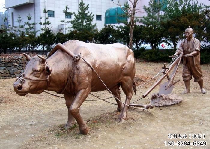 農村小牛雕塑，廣場擺件，抽象工藝