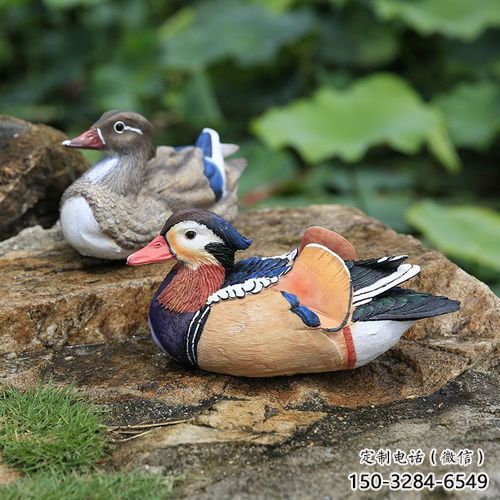 抽象鴛鴦雕塑 店門口彩繪雕塑 步行街擺件