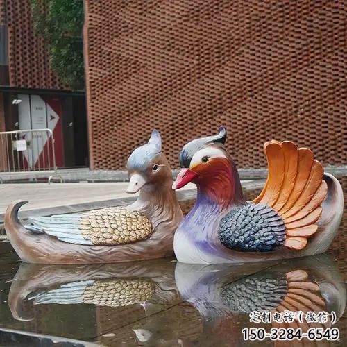 門口鴛鴦雕塑 售樓處仿真雕塑 彩繪小品