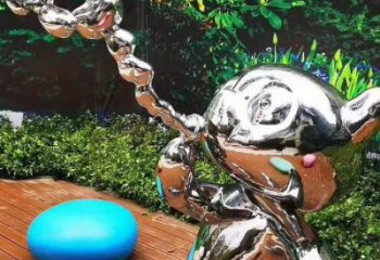 園林貓咪雕塑，噴漆運動雕塑，網格形式