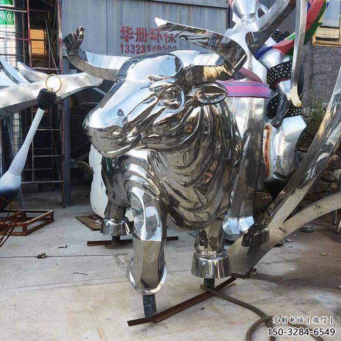 校園犀牛雕塑，拉絲海洋雕塑，卡通主題