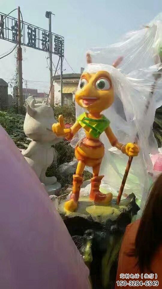 園林蟲子雕塑，噴漆運動雕塑，網格形式