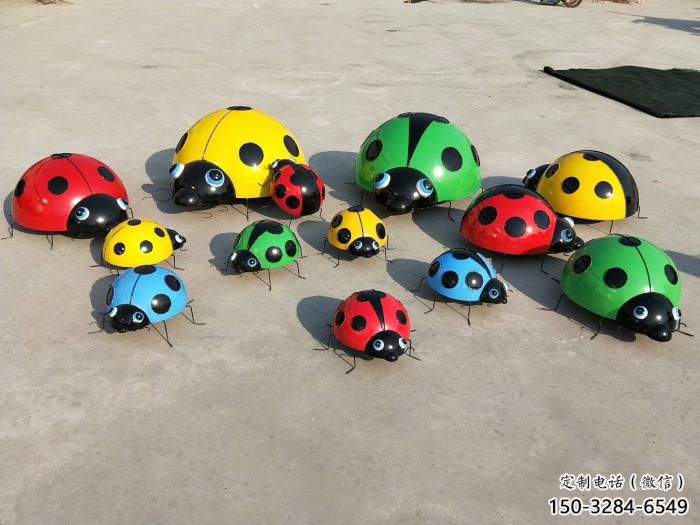 室內瓢蟲雕塑，拉絲海洋雕塑，抽象效果