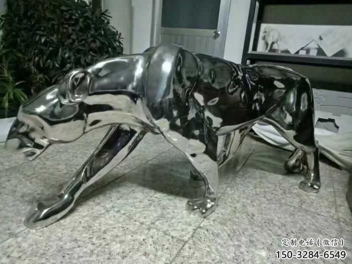 冷飲店獵豹雕塑，鍍銅動物雕塑，鏡面工藝