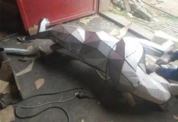 操場獵豹雕塑，仿真動物雕塑，噴砂制造