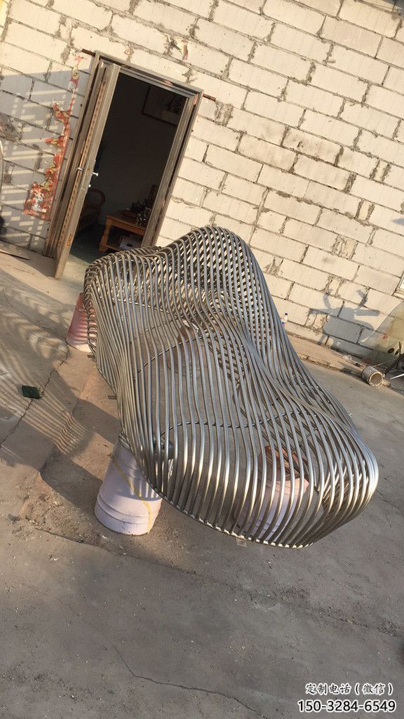 園林景觀雕塑，噴漆假山雕塑，網格形式