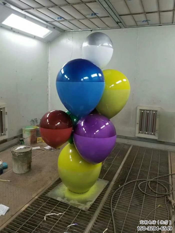售樓部氣球雕塑，噴砂發(fā)光雕塑，烤漆題材