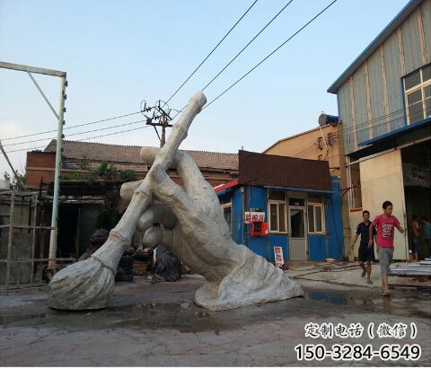 毛筆雕塑廠家，鏤空景觀雕塑，抽象效果