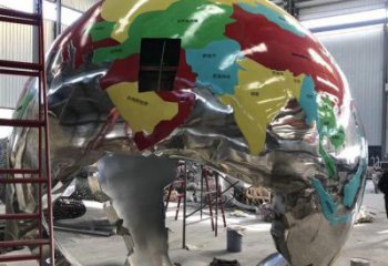 幼兒園地球儀雕塑，鐵藝文化雕塑，鑄造制作