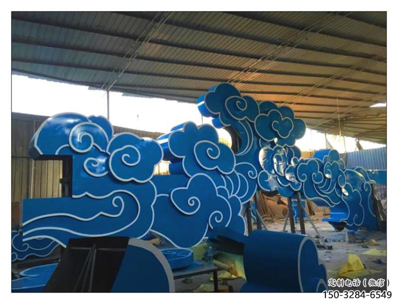 景區云朵雕塑，鍍金歐式雕塑，鐵藝材質