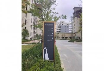 大型標(biāo)牌雕塑 歐式步行街?jǐn)[件 彩繪雕塑