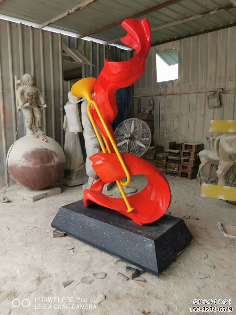 承接創(chuàng)意號(hào)角雕塑 啞光景觀小品 公園雕塑