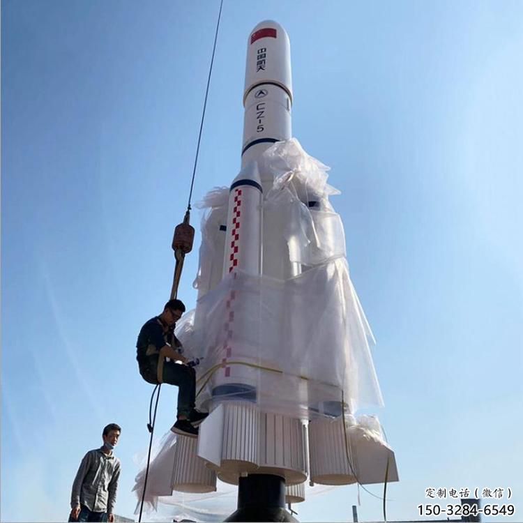 街道火箭雕塑 現代景觀擺件 彩繪雕塑