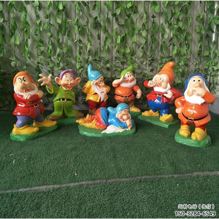 別墅區(qū)白雪公主雕塑 大型別墅區(qū)動漫雕塑 剪影卡通雕塑