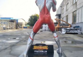 田間超人雕塑廠家 彩繪卡通雕塑 園林?jǐn)[件