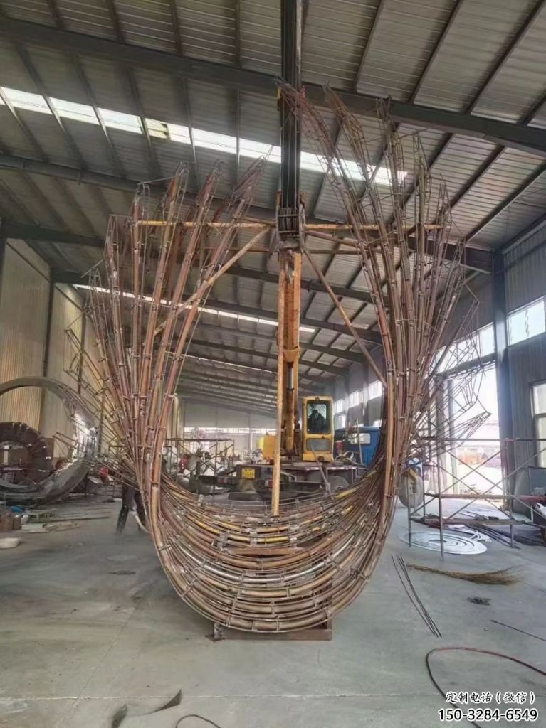 鳳尾雕塑 仿真展翅造型 烤漆雕塑