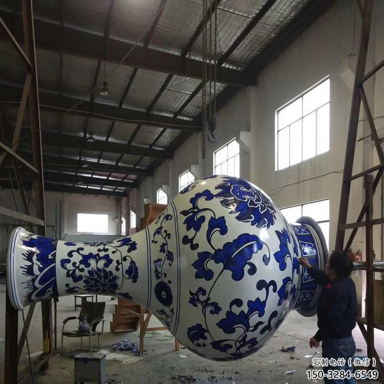 房地產花瓶雕塑 現(xiàn)代雕塑 幾何瓶子雕塑