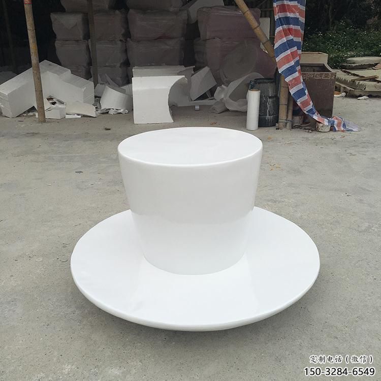 草地酒杯雕塑 現代校園酒杯子雕塑 大型杯子雕塑