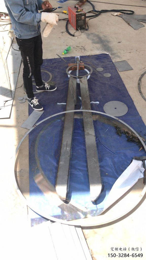 景觀圓規(guī)雕塑 仿真景觀雕塑 景觀標(biāo)識(shí)雕塑