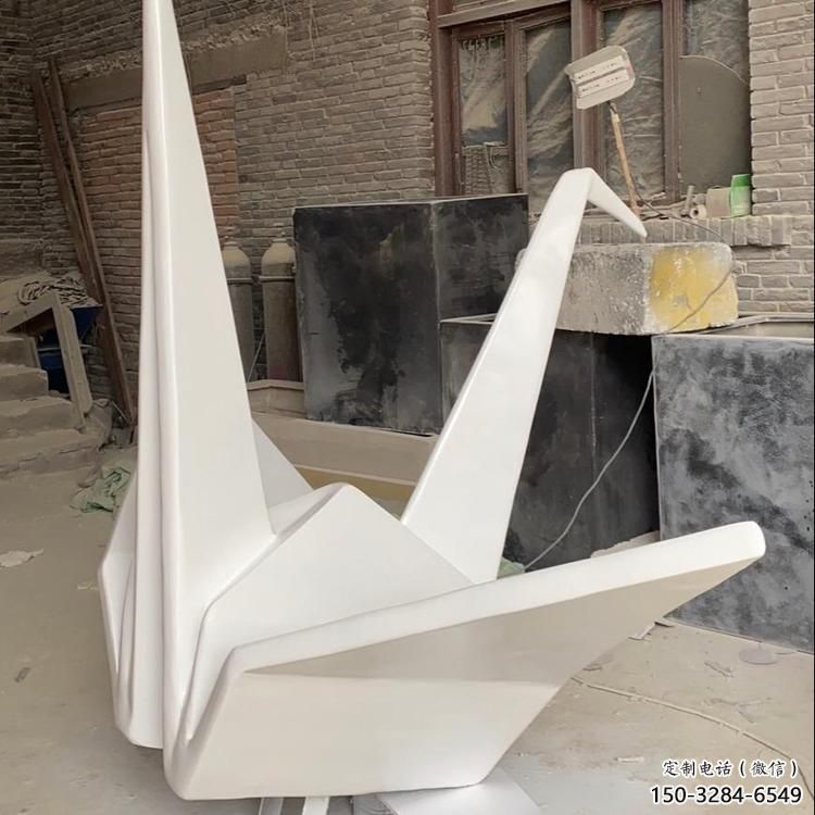 步行街千紙鶴雕塑 游樂場折紙風格 鑄造鶴鳥雕塑