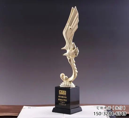 烤漆獎(jiǎng)杯雕塑 鋼管標(biāo)識(shí)雕塑 室內(nèi)紀(jì)念雕塑