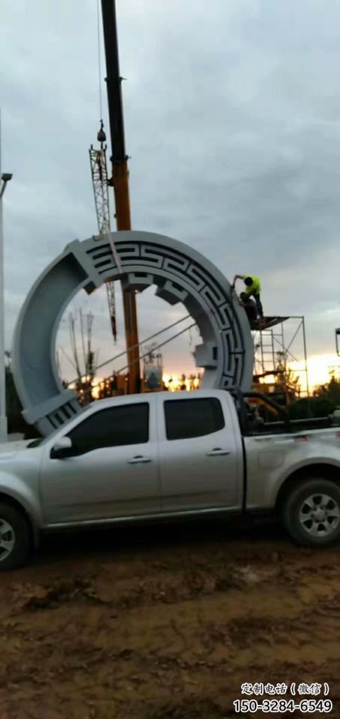 烤漆花環(huán)雕塑 鋼管環(huán)形雕塑 室內(nèi)雕塑