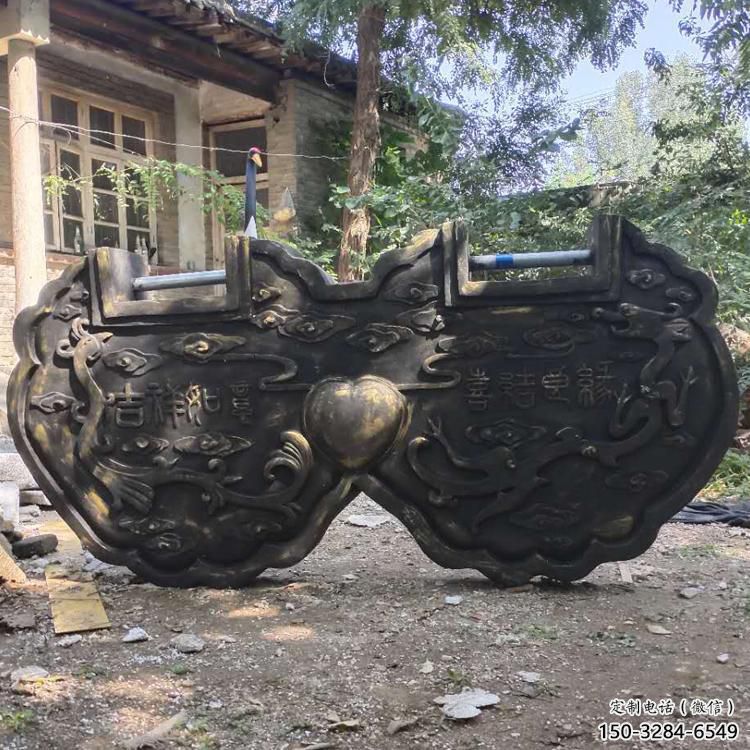 廣場鎖子雕塑 抽象同心鎖雕塑 烤漆雕塑