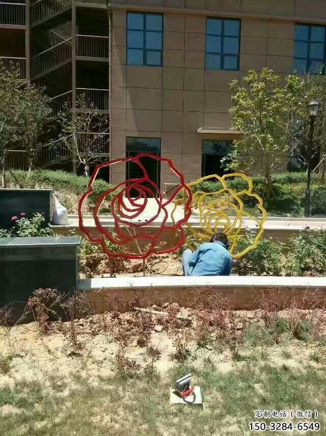 烤漆月季花雕塑 鋼管花卉雕塑 室內(nèi)花朵雕塑