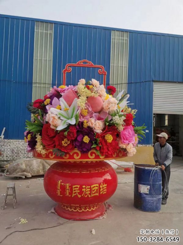 景觀花籃雕塑造型供需，廣場(chǎng)雕塑，城市廣場(chǎng)玻璃鋼花籃雕塑選用