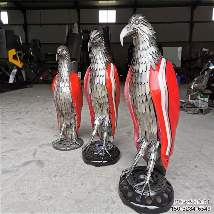 卡通機(jī)甲版小鳥(niǎo)雕塑