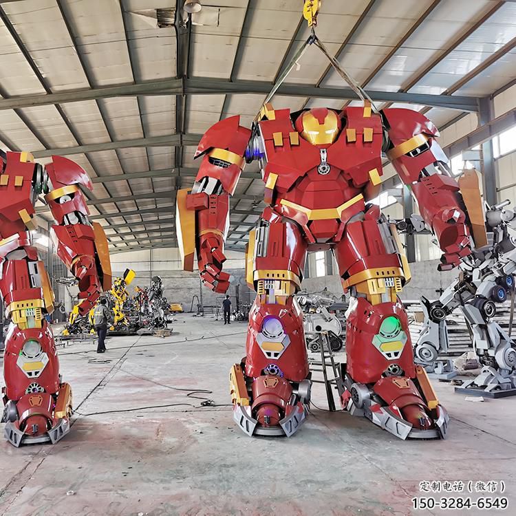 現代版擎天柱雕塑