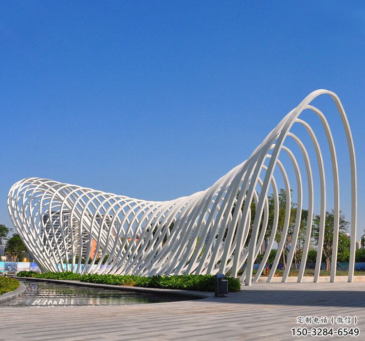 不銹鋼線條廊架雕塑，抽象美學(xué)原理設(shè)計(jì)