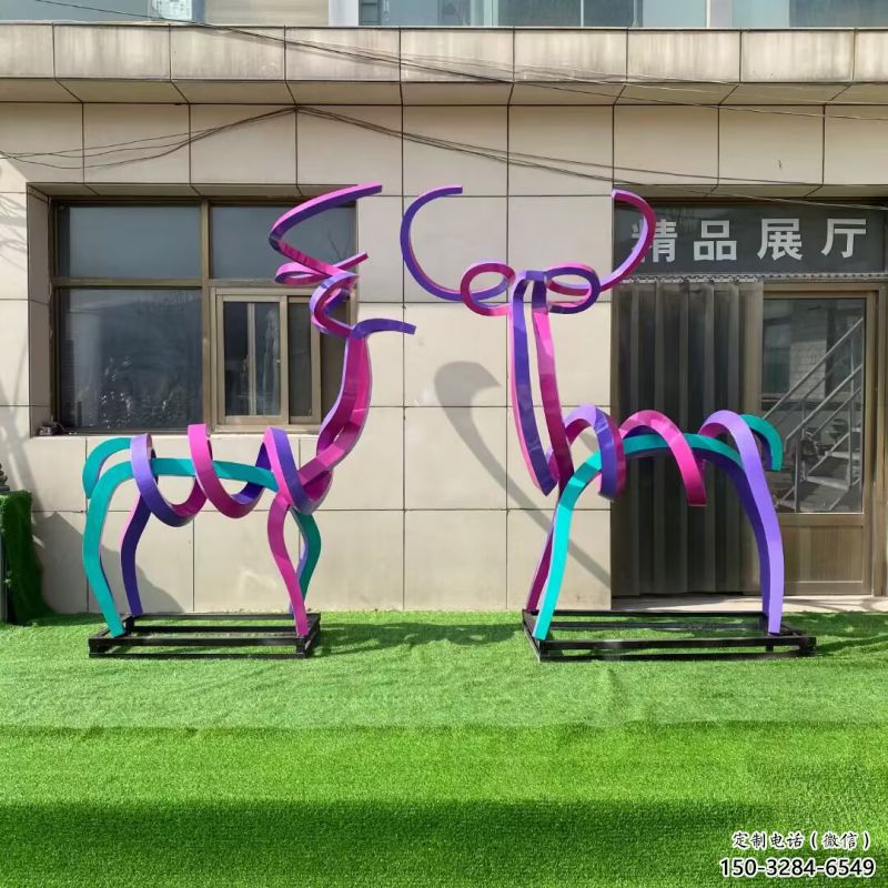 商業街小鹿雕塑