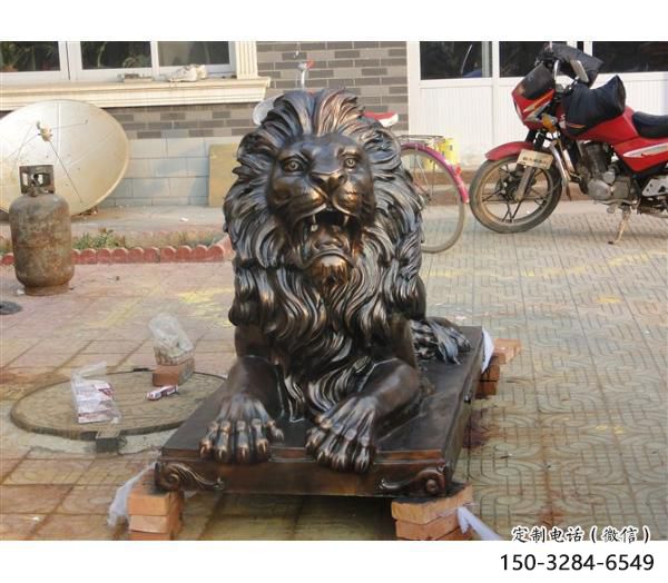 戶外獅子擺放通用，陸地擺件，景觀趴獅雕塑制作優選