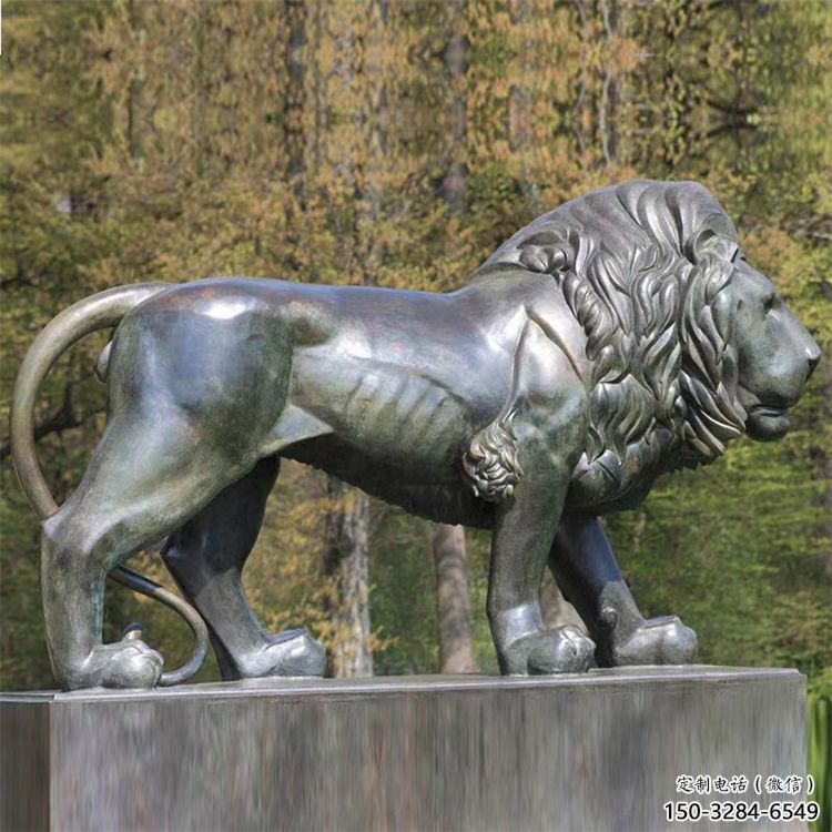 園林獅子雕塑生產，動物雕塑，仿真走獅雕塑定制
