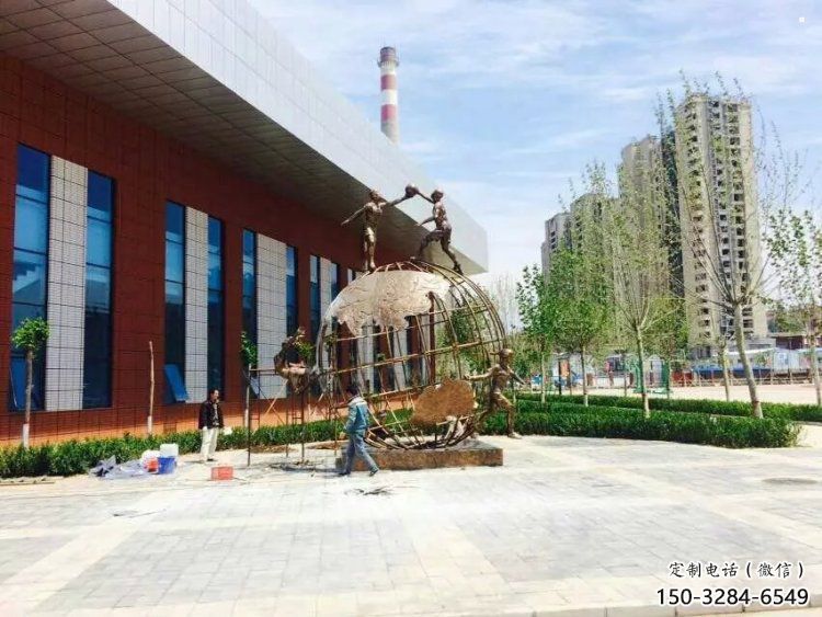 地球儀雕塑定價，拉絲工藝，地球儀人物雕塑制作