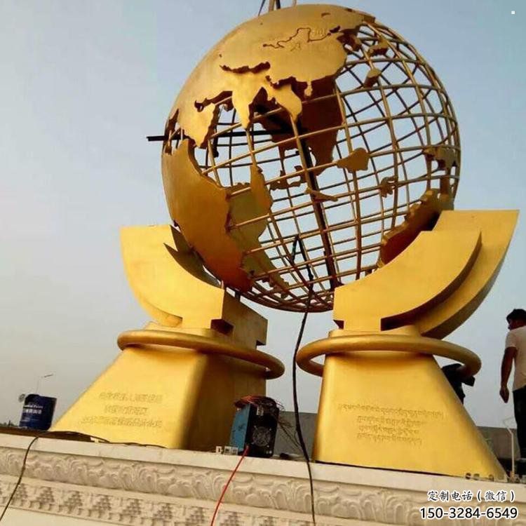 地球儀雕塑展品，室外軟裝，手托地球儀雕塑訂做廠家