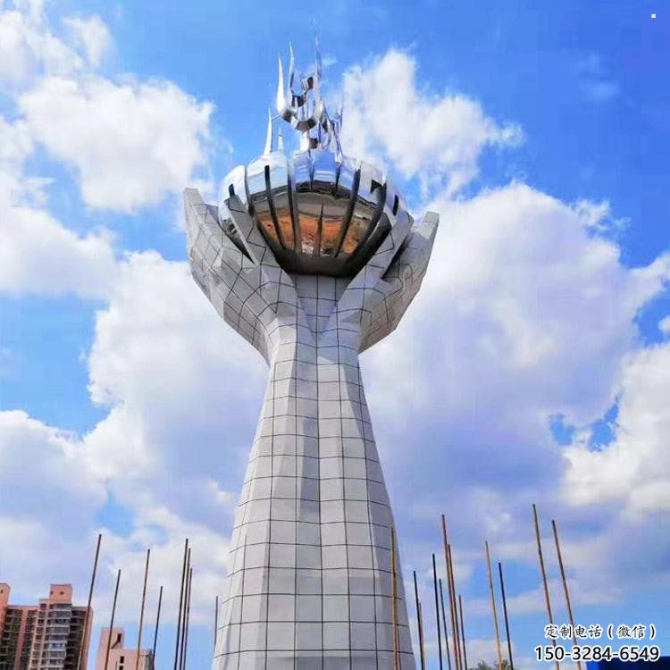 制造地球儀雕塑廠家，鋼管組合，手托地球儀雕塑制作