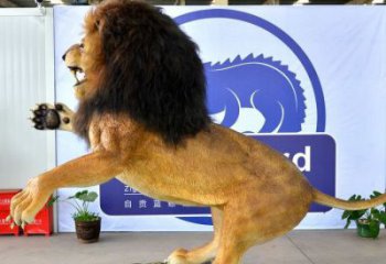 玻璃鋼彩繪仿真獅子雕塑，動(dòng)物景觀擺件