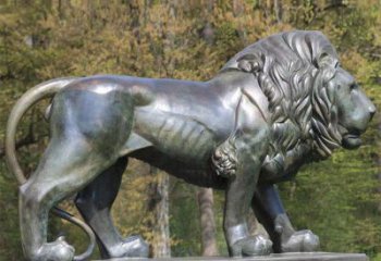 園林獅子雕塑生產(chǎn)，動(dòng)物雕塑，仿真走獅雕塑定制