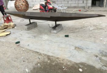 銅船雕塑選定，美陳雕塑，景觀小船銅雕塑造型廠家