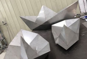 紙船雕塑承接，鋼管組合，室外折紙船雕塑特供